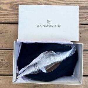 Bandolino Navy Suede Heels